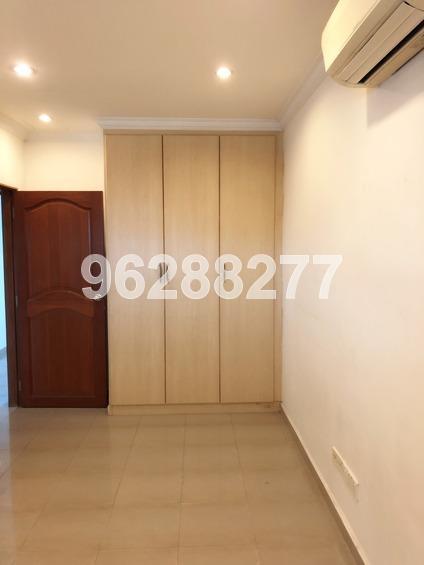 Queensway Tower / Queensway Shopping Centre (D3), Apartment #167954582